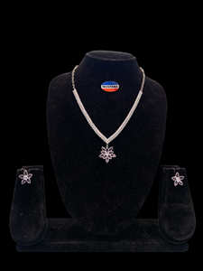 Vente en gros d'ensembles de bijoux collier boucles d'oreilles collier de mariage vintage en acier inoxydable avec diamants pour cadeaux et occasions de fête - Product Image 5