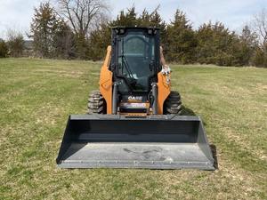 2025 SV280B Skid Steer Loader Bonne affaire sur chargeur frontal sur roues avec moteur central et composants de roulement - Product Image 5
