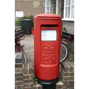 <b>European</b> Style Garden Post Box Top Quality Latest Arrival London New York Street Display Tall <b>Mailbox</b> With Pillar Post Box Decor - Product Image 4