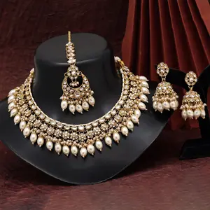 Conjunto de collar Kundan DE BODA pesado de joyería india de moda de diseñador exclusivo con pendientes colección maangtikka para niña