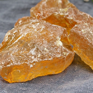 Resina de Goma 100% Natural, Precio de Fábrica, Resina de Goma/Pino/Colofonia de Grado Alimenticio al Mejor Precio - Product Image 4
