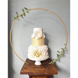 Présentation de table Arche en métal Support à gâteau fait à la main Support à gâteau fantaisie Assiette en bois Affichage de grande taille Fourniture élégante européenne - Product Image 4