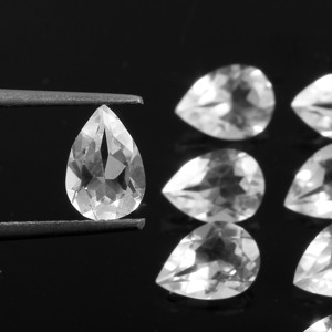 ลูกแพร์ตัดหลวม8x6มม. สีขาวธรรมชาติคุณภาพ AAA ส่งตรงจากผู้ผลิตอัญมณีอินเดียสำหรับทำเครื่องประดับ - Product Image 1