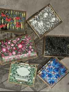 Dernière boîte à bagues en verre peinte à la main Organisateur de bijoux en métal de verre Cadre polonais antique pour les fiançailles de mariage d'anniversaire - Product Image 3