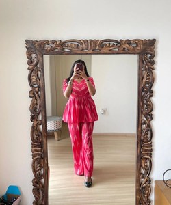 Fashion Fusion: Pakistani Style Salwar Kameez - Fusion of Traditional and Modern Styles, Creating a Chic and Stylish Fashion - Product Image 5