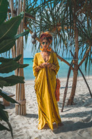 Robe kimono élégante en rayonne brodée pour femme, tenue de plage et de nuit à manches longues pour l'été