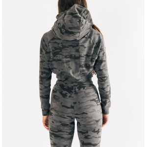 Custom Made Cotton <b>Women's</b> <b>Winter</b> Pullover Hoodie Long Sleeves Crop <b>Top</b> Light Weight Streetwear Style Front Lined Logo Hot Sale - Product Image 3