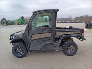 Tracteur à roues John Deere XUV835R 70 CV à transmission par engrenages avec moteur, boîte de vitesses et pompe – Modèle 2018 - Product Image 4