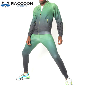 Ensemble de survêtements de sport légers, respirants et écologiques à imprimé par sublimation multicolore, coupe ajustée, pour jogging, motif Raccoon - Product Image 4