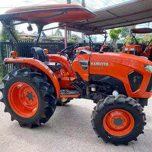Tracteur à roues Kubota L4018 4WD Chargeuse-pelleteuse avant Moteur essentiel Source d'énergie agricole Pompe à roulement d'occasion - Product Image 5