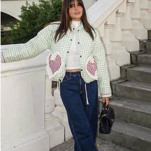 Veste pour femme avec logo personnalisé, chaude et chauffante, doudoune tendance pour femme, veste matelassée pour femme - Product Image 3