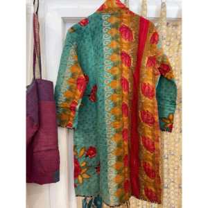 Chaqueta Reversible Acolchada Kantha Vintage para Mujer, Blazer Rosa con Bordado de Patchwork, Relleno de Algodón para Otoño, Chaqueta Corta Personalizada - Product Image 4