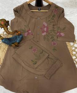 NUEVA LLEGADA RAYON MULTI BORDADO HILO TRABAJO CONJUNTO DE ROPA INFORMAL COLOR MARRÓN PRECIO AL POR MAYOR ROPA ÉTNICA - Product Image 5