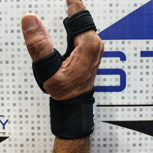 Gants de Fitness d'haltérophilie demi-doigt hommes et femmes sport gants de gymnastique entraînement exercice entraînement protéger - Product Image 4