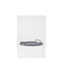 Bandeja artística de metal con intrincados diseños cortados a mano, perfecta para tiendas de regalos de museos, ferias de artesanía y tiendas boutique - Product Image 1