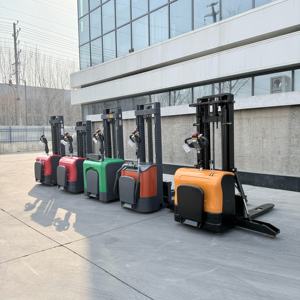 Empilhadeira Elétrica 2.2T com Frenagem Regenerativa e Garfos Ajustáveis para Logística Eficiente em Armazéns - Product Image 5