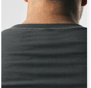 Camiseta ajustada de alta calidad para hombre, camiseta ajustada para gimnasio, hecha en Pakistán - Product Image 3