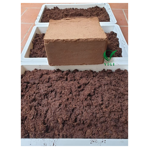 Venta al por mayor de ladrillo de coco de Vietnam, material de cultivo comprimido para granjas ecológicas y suministro de paisajismo - Product Image 1
