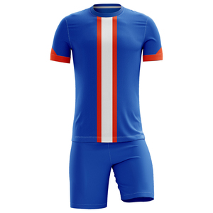 Uniforme de football Offre Spéciale à manches courtes pour garçons Football U niform Uniforme de football imprimé par sublimation de haute qualité Hommes - Product Image 1