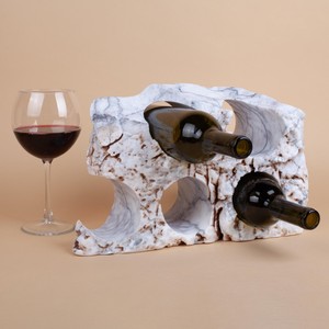 Porte-bouteille en marbre blanc maintient votre bouteille de vin stable et accessible tout en servant de centre de table décoratif - Product Image 1