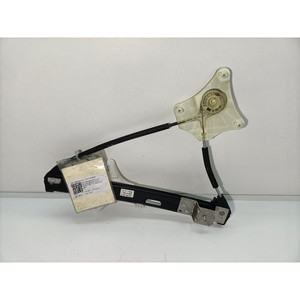 Mécanisme de levage de la vitre arrière. SX VOLKSWAGEN Polo 6ème Série 2 G6839461B (17>) - Product Image 2