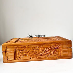 Elegante Portapañuelos Decorativo de Madera Tallada con Diseño Floral Grabado para Interiores Modernos Tradebyd - Product Image 5