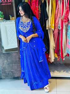 Nuevo Lehenga Choli Dupatta de Diseño Especial para Navratri, en Georgette con Estampado Digital y Encaje Samosa, de Alta Calidad, Secado Rápido, Venta al por Mayor - Product Image 4