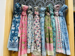 Nouvel ensemble de 6 sarongs indiens faits à la main 100 % coton, écharpe bohème, vêtements de plage floraux, séchage rapide, respirant, grande taille - Product Image 4