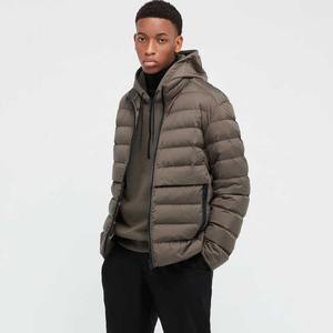 OEM Vente en gros 2025 Mode décontractée Hiver Bouffant support mince à capuche avec toutes les impressions Coupe-vent Softshell Taille XL - Product Image 1