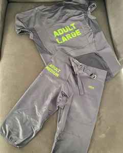 Uniforme de fútbol transpirable con logotipo personalizado, ropa de fútbol americano de talla grande, conjuntos sublimados de diseño personalizado - Product Image 5