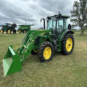 En stock maintenant John Deeree 5095M machine puissante pour l'agriculture acheter avec une livraison rapide et des performances éprouvées - Product Image 2