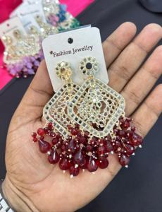 INDIAN TRADITIONAL and <b>FASHIONABLE</b> <b>EARRINGS</b> GOLD PLATED KUNDAN WITH PEARL <b>EARRINGS</b> and BOLLYWOOD <b>EARRINGS</b> for WOMENS & GIRLS - Product Image 3