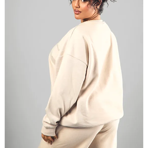 Sweat-shirt surdimensionné à col rond en coton molletonné personnalisé pour femmes Sweats à capuche solides brodés à épaules tombantes Fabricants de vêtements pour femmes - Product Image 6