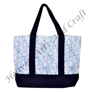 กระเป๋าผ้าพิมพ์ลายบล็อกมือจับสีดำทนทานออกแบบได้เองพร้อมที่จับผ้ากระเป๋าโท้ทที่ใช้ซ้ำได้สำหรับใช้ในชีวิตประจำวันแบบมาตรฐาน - Product Image 3