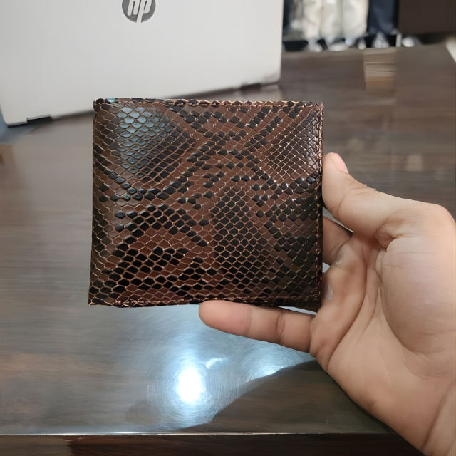 สีน้ำตาล