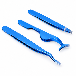 Juego de 3 Pinzas para Cejas de Acero Inoxidable Color Oro Rosa, Punta Inclinada, Curva y Puntiaguda, Herramienta de Belleza de Precisión - Product Image 4