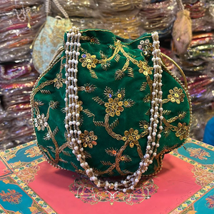 El mejor bolso de Potli bordado hecho a mano indio con pulseras de abalorios, bolsos de Potli de moneda de trabajo Zari étnicos hermosos para mujeres para fiestas - Product Image 1