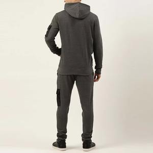 ชุดวอร์มผู้ชายคุณภาพเยี่ยมราคาประหยัด ดีไซน์ใหม่ล่าสุด พิมพ์โลโก้แบรนด์ ผลิตในปากีสถาน - Product Image 5