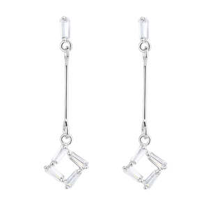 <span class=keywords><strong>Orecchini</strong></span> in <span class=keywords><strong>Argento</strong></span> Sterling con Cristalli <span class=keywords><strong>Swarovski</strong></span> a Goccia e Taglio Baguette - Product Image 1