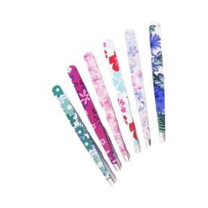 Pince à épiler personnalisée en acier inoxydable à pointe inclinée pour façonner les sourcils Ensemble de pinces à épiler à sourcils enduites de papier à imprimé floral - Product Image 4