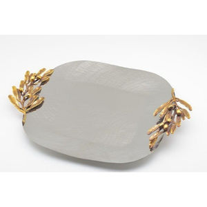 Plateau de service en métal martelé avec poignées florales Design merveilleux plateau décoratif ovale de luxe en or pour les restaurants d'hôtel - Product Image 6
