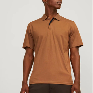 T-shirt imprimé personnalisé pour hommes, fournisseur de vêtements de rue, tenue de mode décontractée pour un usage quotidien et achat en gros - Product Image 1