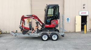 Mini-excavatrice 2,5c + ensemble remorque - Product Image 2