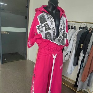 Sweat à capuche zippé à épaules tombantes pour hommes Sweats à capuche courts avec logo personnalisé de haute qualité avec broderie patchwork graphique - Product Image 3