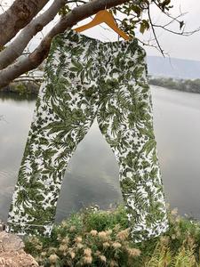 Vêtements de nuit pour femmes en coton indien faits à la main ensemble de pyjama de nuit robe avec chemise et pantalon imprimés feuilles pour cadeau de fête des mères - Product Image 3