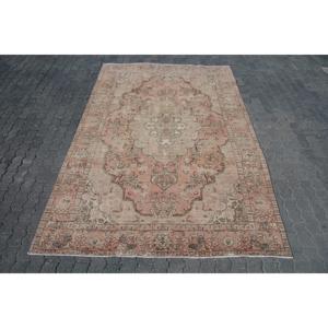 Alfombra Turca de 6.3x9.7 pies, Alfombra Vintage, Alfombra con Borde Rojo de Lana - Product Image 1