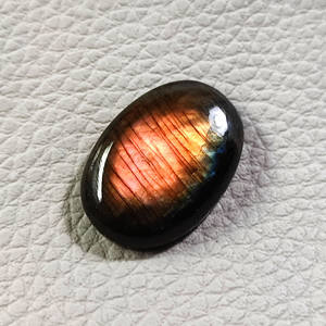 อัญมณีลาบราดอไรต์ที่งดงามอัญมณีลาบราดอไรต์หลวมอัญมณีลาบราดอไรต์ขัดเรียบฉูดฉาดสำหรับวัตถุประสงค์ในการทำเครื่องประดับ - Product Image 3