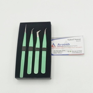 Pince à épiler d'extension de cils diamant en acier inoxydable durable incurvée en fibre d'outil de beauté verte personnalisée de haute qualité - Product Image 2