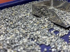 Outils abrasifs Bort HeavyCut Fusion HardRock imprégnés de diamant, segments à matrice métallique, média de sablage, forage géologique, exploitation minière - Product Image 6