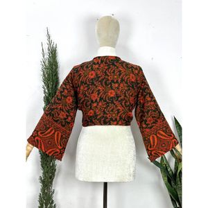 Boho-Chic Krawattentop Aus Yakwolle Himalaya-Wolle Handgefertigtes Indisches Neckholder-Wickeltop Mit Hippie-Vibes - Product Image 3